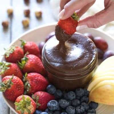 Homemade Nutella: The Perfect Dairy-Free Refined Sugar-Free Gift